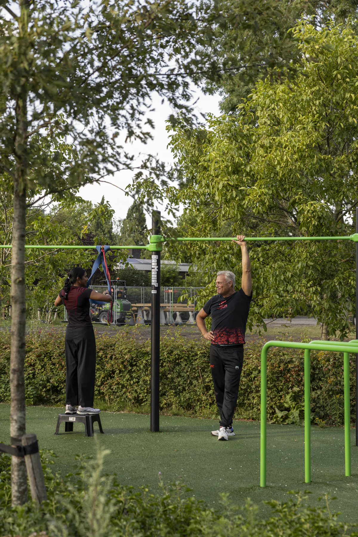 Calisthenics-park in het groen
